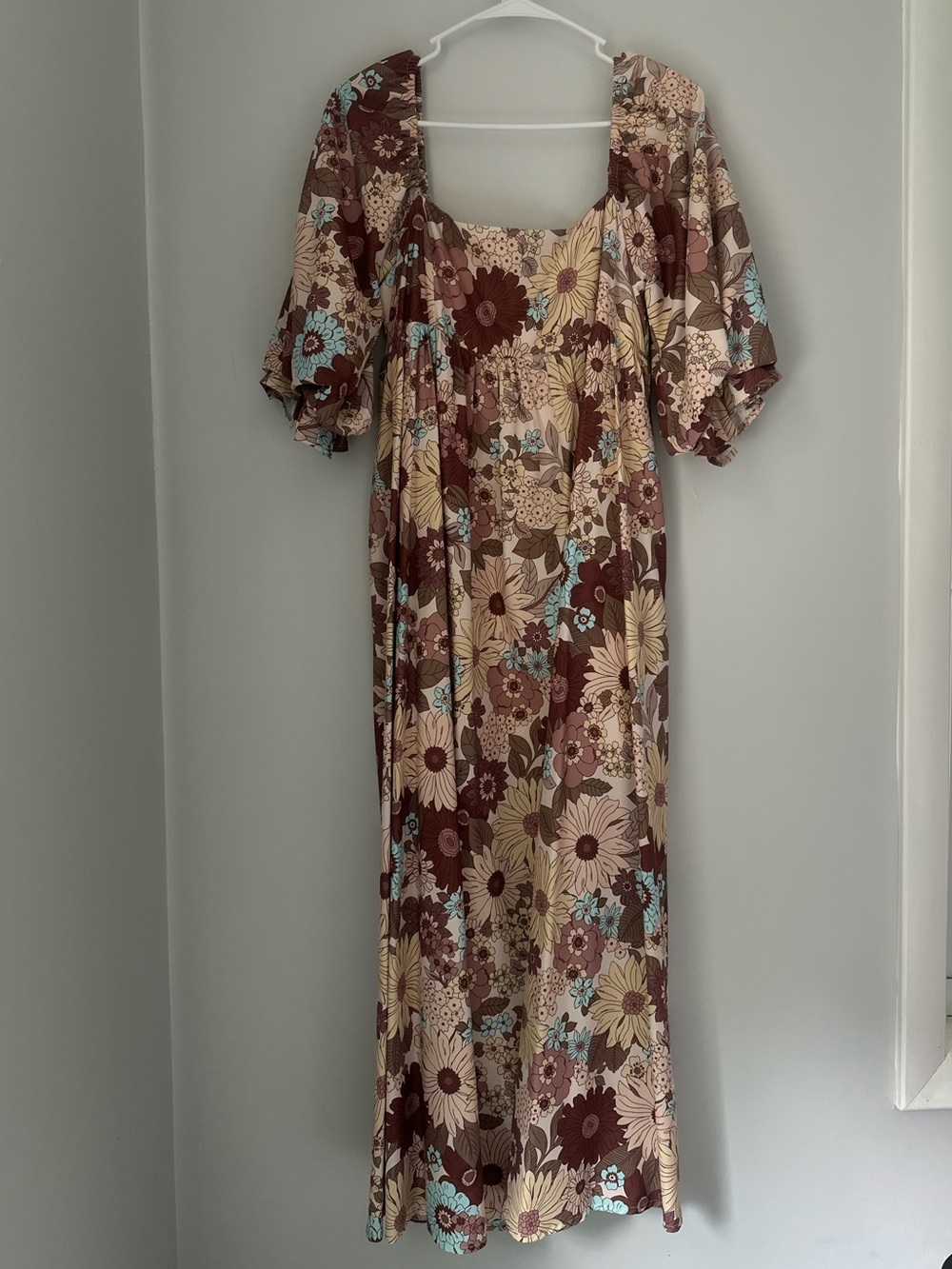fab'rik Floral Puff-Sleeve Maxi Dress in Brown, Cream & Blue